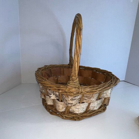 Weaved Wicker Birch Basket Brown With Handle Storage Decor Organiz Round Cottage - Picture 7 of 9
